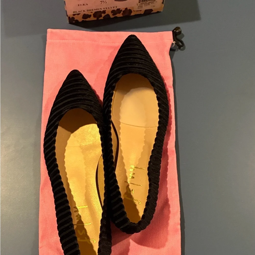 French Sole Black Ribbed Flats 7.5 NIB - Picture 2 of 5